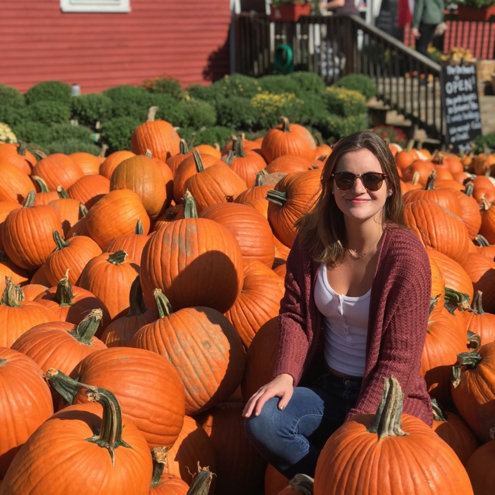 Meet your Posher, Olivia